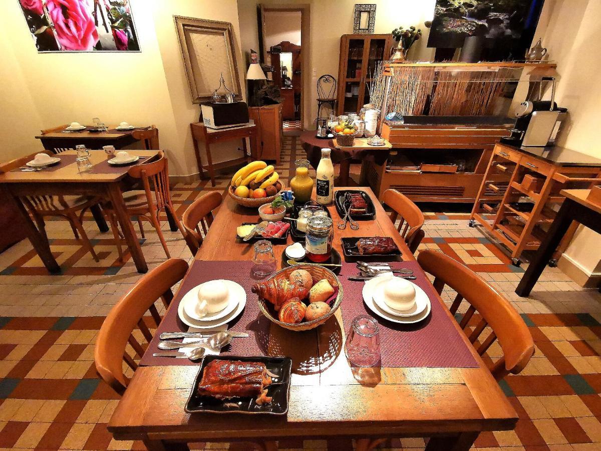 Logis Hotel Restaurant La Barguillere Saint-Pierre-de-Rivière エクステリア 写真
