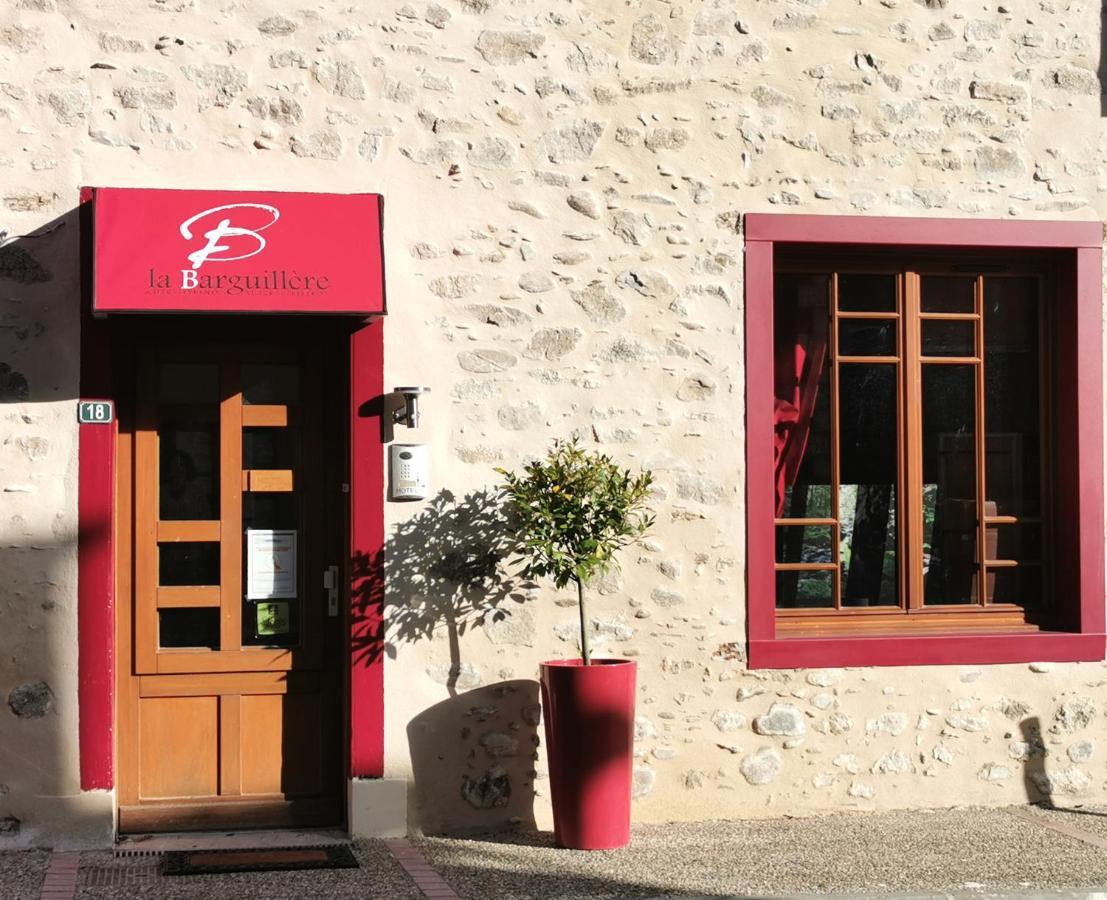Logis Hotel Restaurant La Barguillere Saint-Pierre-de-Rivière エクステリア 写真