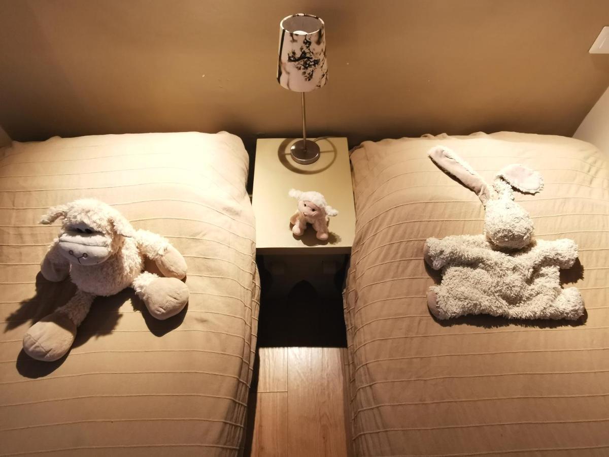 Logis Hotel Restaurant La Barguillere Saint-Pierre-de-Rivière エクステリア 写真