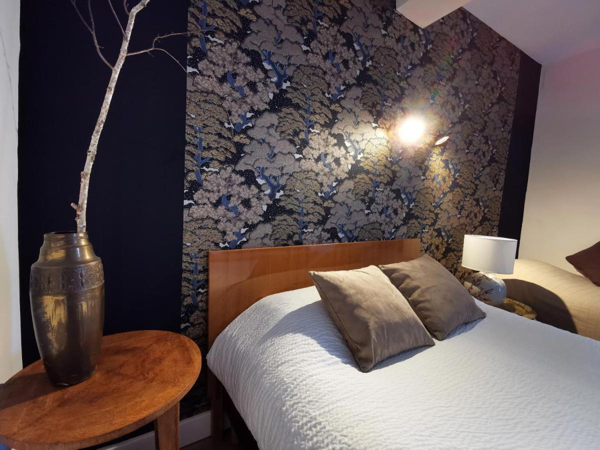 Logis Hotel Restaurant La Barguillere Saint-Pierre-de-Rivière エクステリア 写真