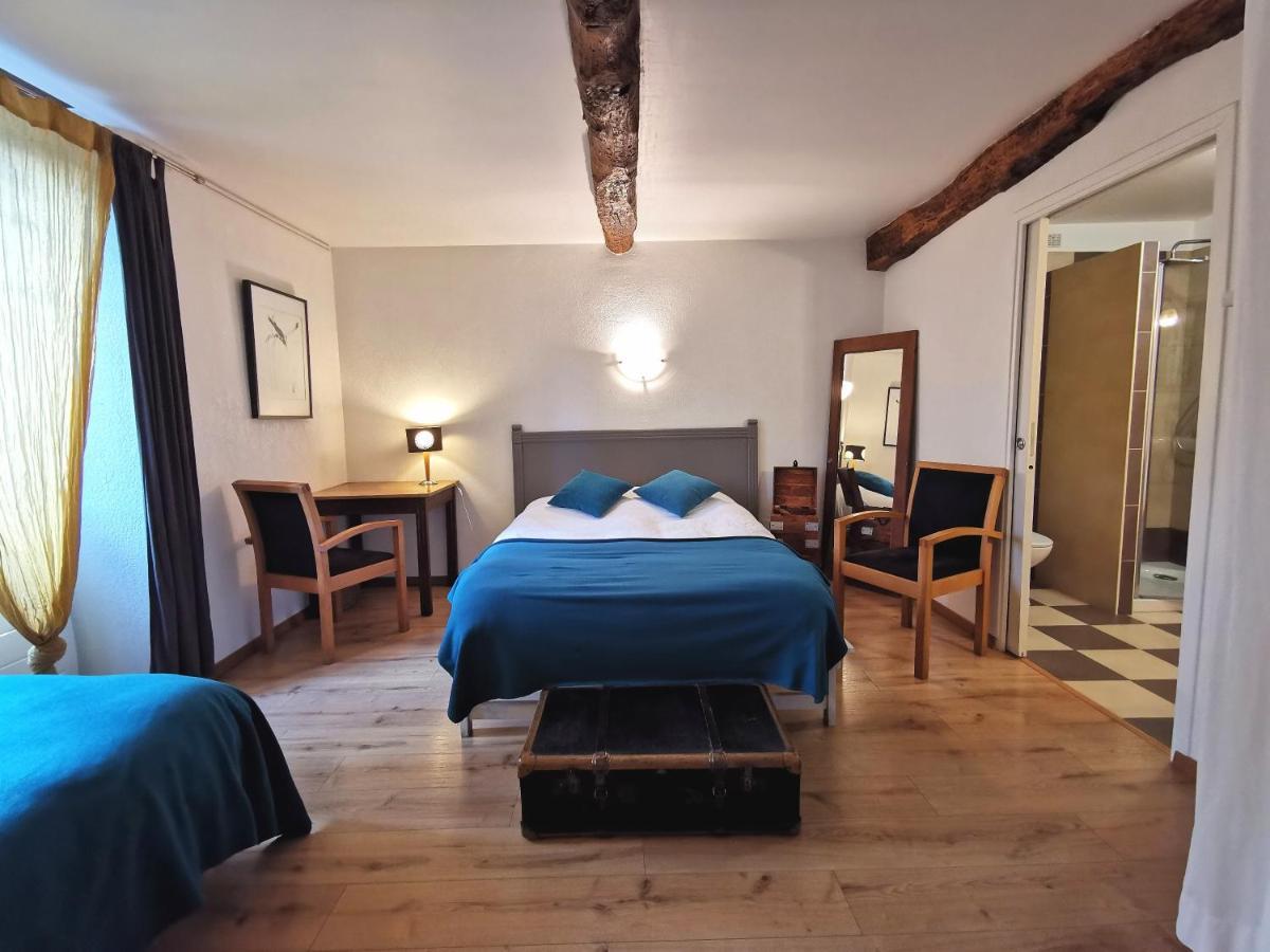 Logis Hotel Restaurant La Barguillere Saint-Pierre-de-Rivière エクステリア 写真