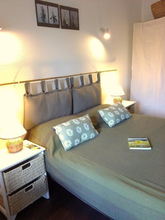 Logis Hotel Restaurant La Barguillere Saint-Pierre-de-Rivière エクステリア 写真
