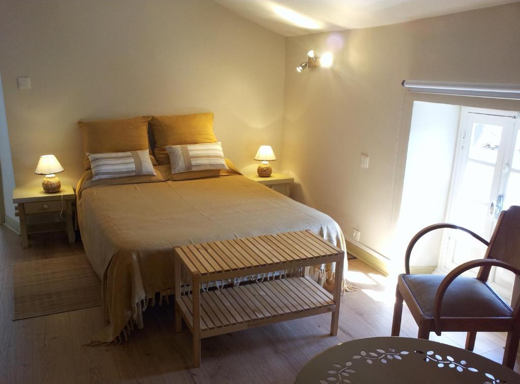 Logis Hotel Restaurant La Barguillere Saint-Pierre-de-Rivière エクステリア 写真