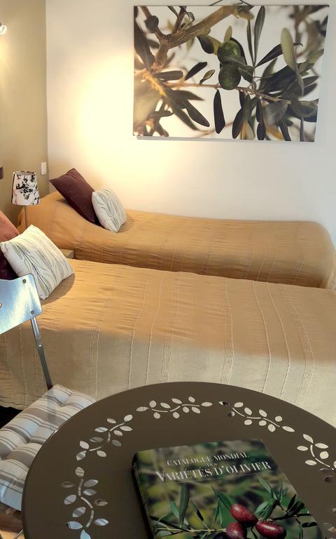 Logis Hotel Restaurant La Barguillere Saint-Pierre-de-Rivière エクステリア 写真