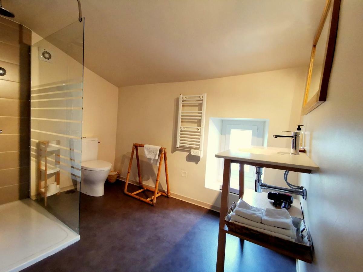 Logis Hotel Restaurant La Barguillere Saint-Pierre-de-Rivière エクステリア 写真
